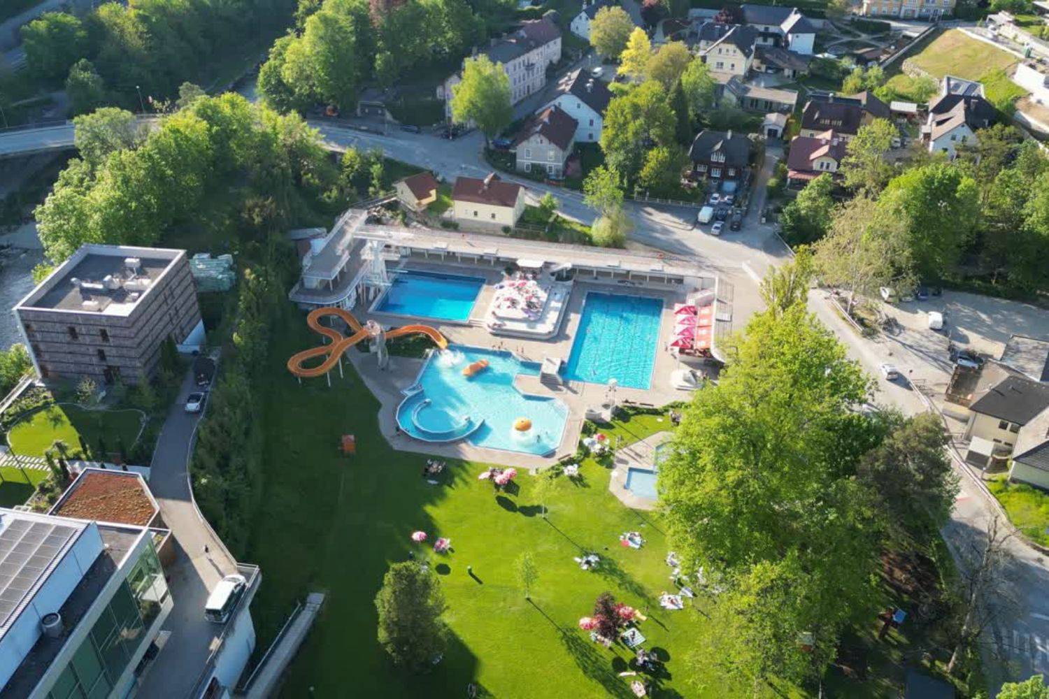 public swimming pool