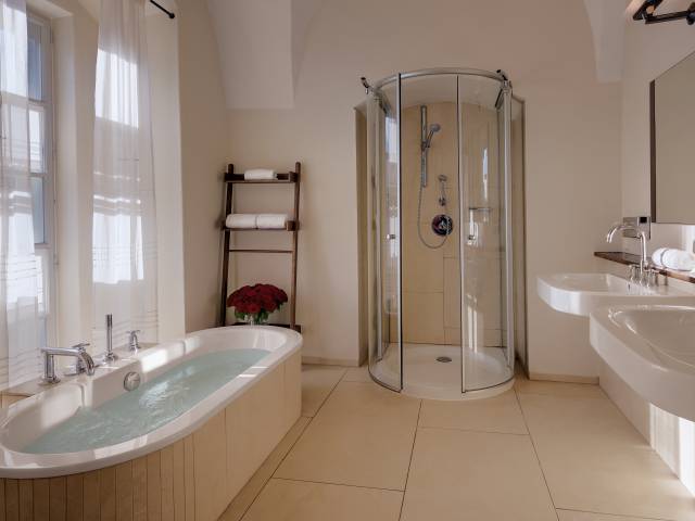 Badezimmer der Schwarzbach Suite