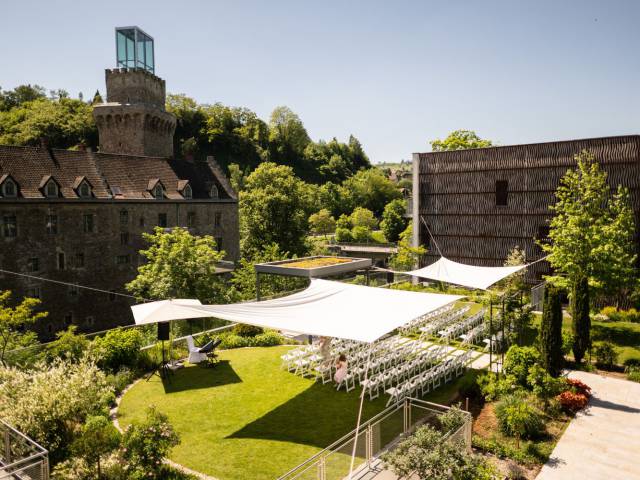 Hochzeitsgarten im Schloss an der Eisenstrasse