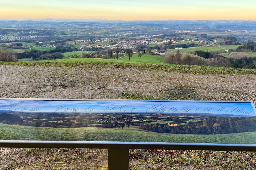 Panoramabild mit Blick Richtung Allhartsberg