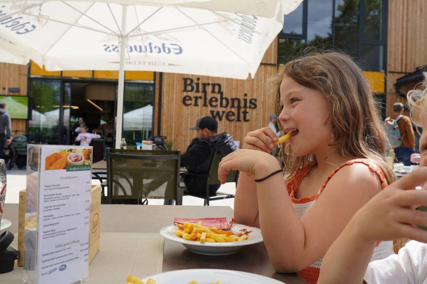 Essen im Tierpark Haag