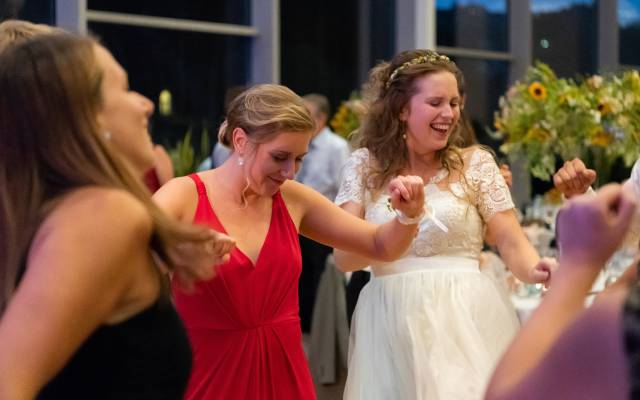 Das Geheimrezept für gute Stimmung auf einer Hochzeit