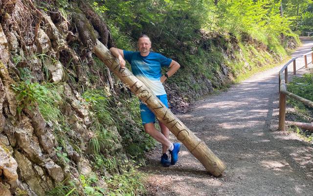 Auf dem Holzweg im Mendlingtal