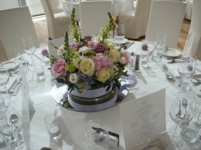 Blumendeko bei der Traumhochzeit