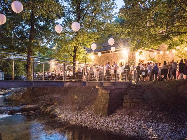 Standesamtliche Trauung beim Schwarzbach in Waidhofen