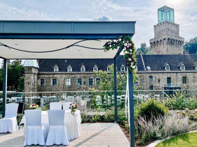 Standesamtliche Trauung im Hochzeitsgarten