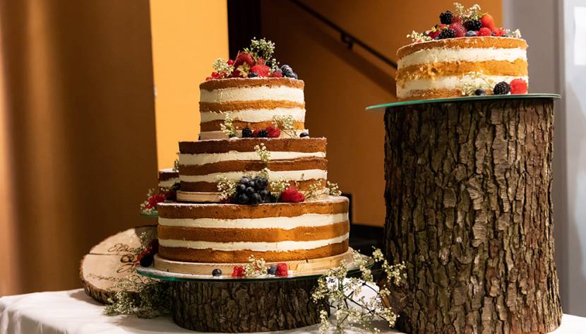Naked Cake Hochzeitstorte
