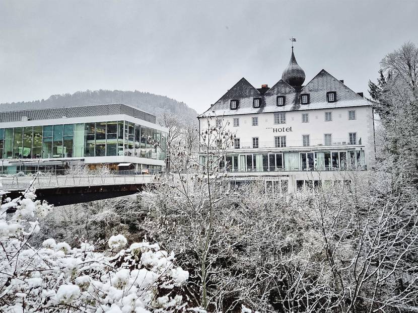 Schloss an der Eisenstrasse